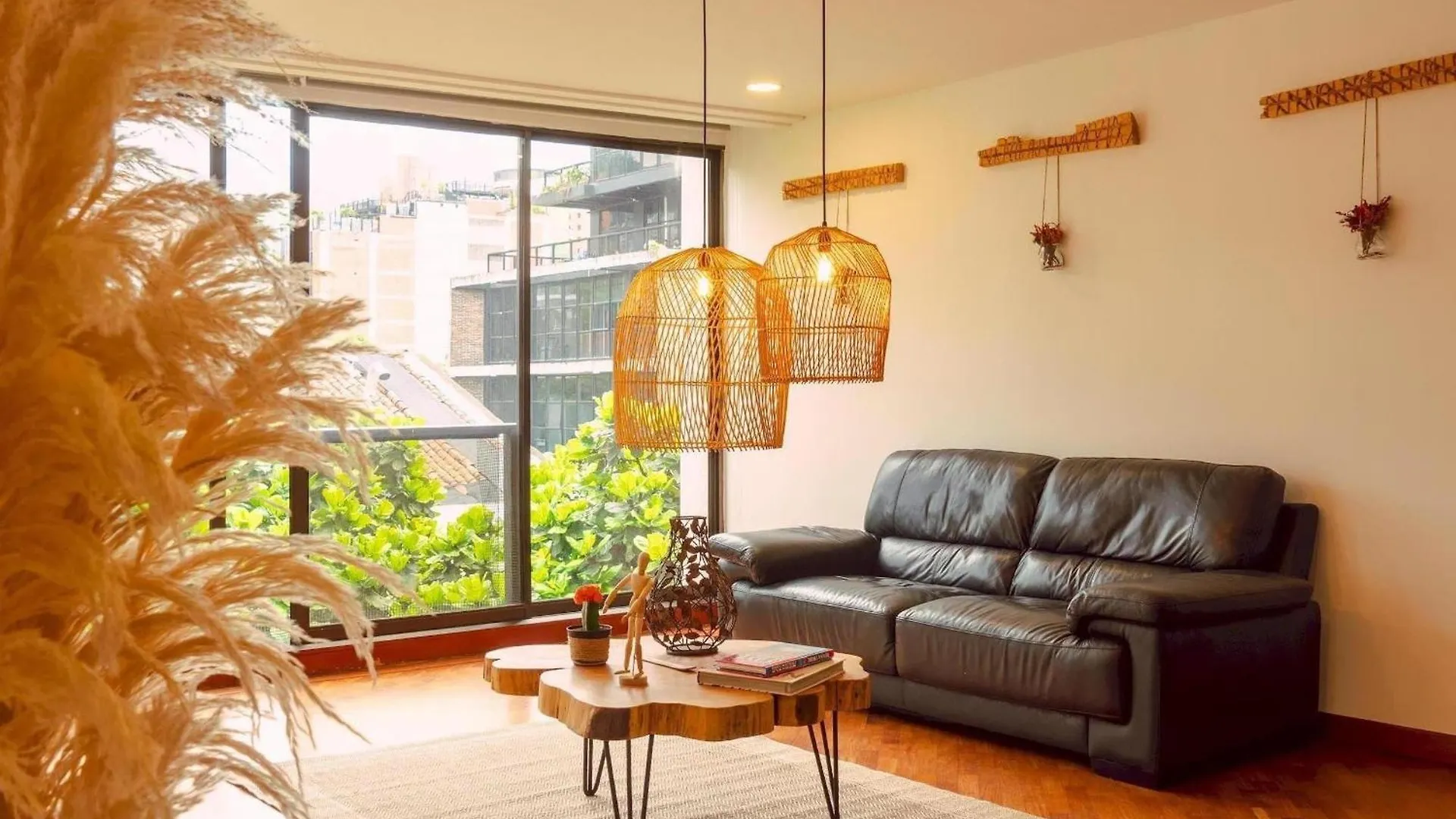 Apartment Habitacion Central Con Bano Compartido Poblado-B14 Medellin